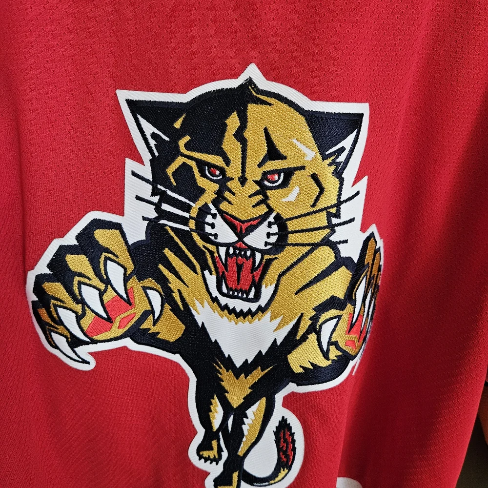 KOHO Red and Black Men's Jersey - Picture 4 of 6